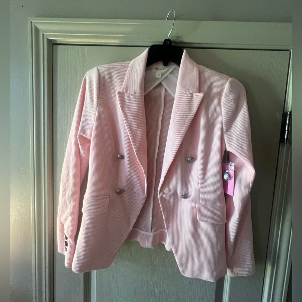 Riley & Rae Women's Pink Blazer
